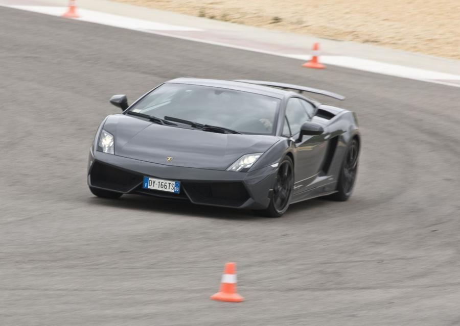  Lamborghini Gallardo LP570-4 Superleggera 2010 года  (фото 123 из 183)